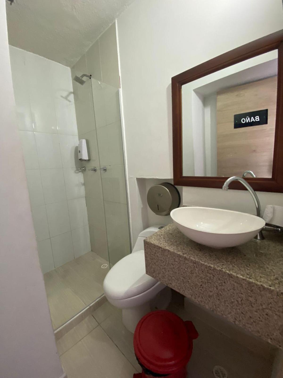 Suites Laureles Medellin Bagian luar foto