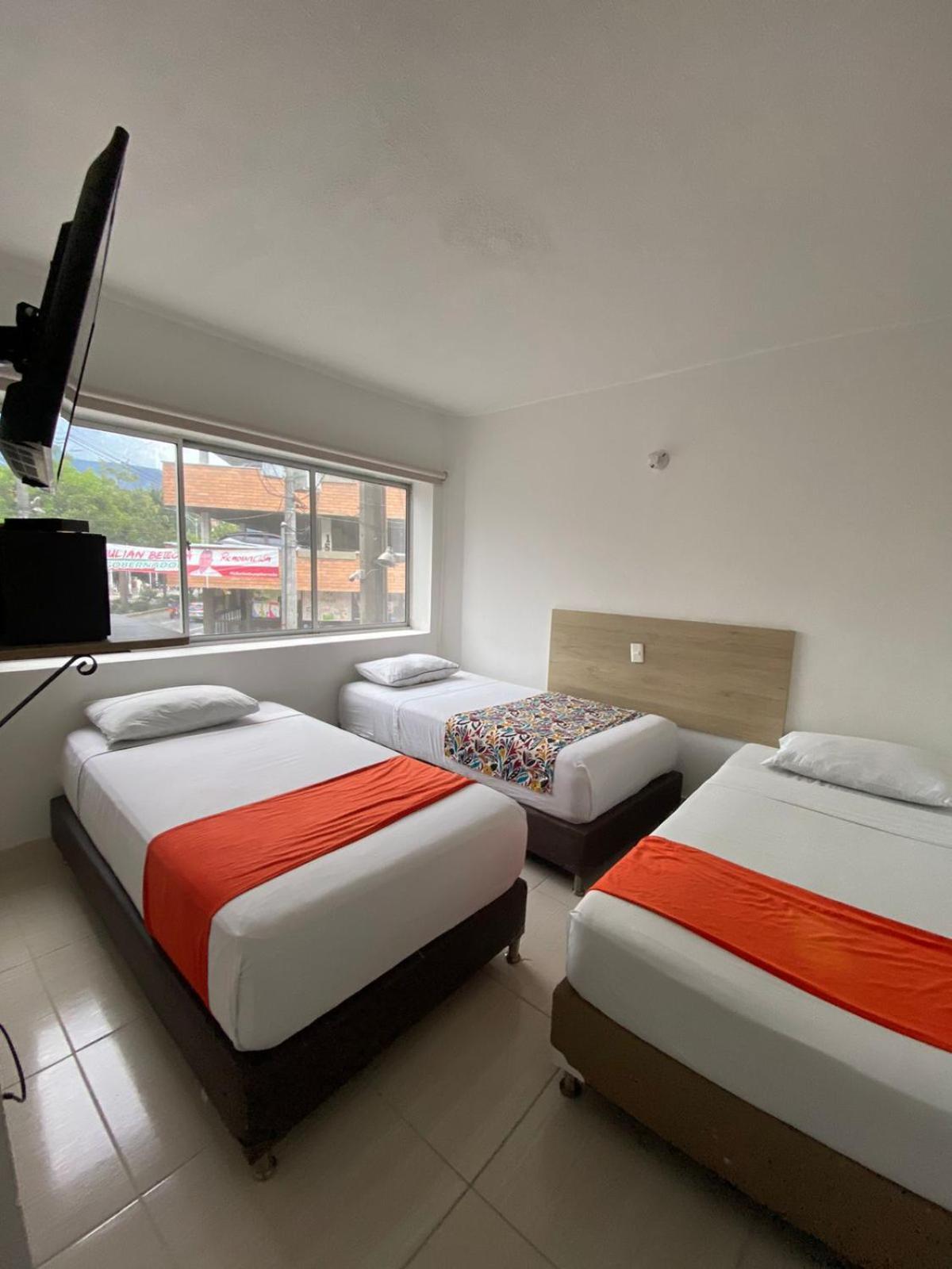 Suites Laureles Medellin Bagian luar foto